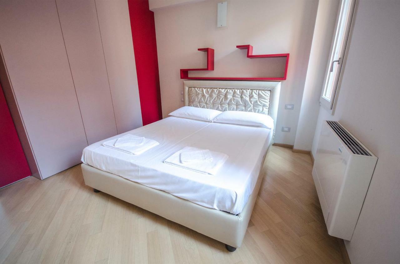 Luxury 65Mq Under The Two Towers Apartment Bologna Exterior photo